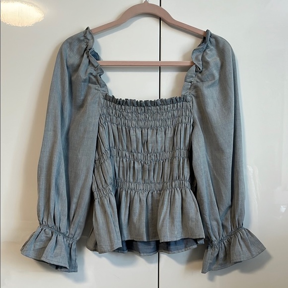 WHO WHAT WEAR 3/4 Sleeve Smocked Peplum Chambray Top, Size M - Picture 7 of 8